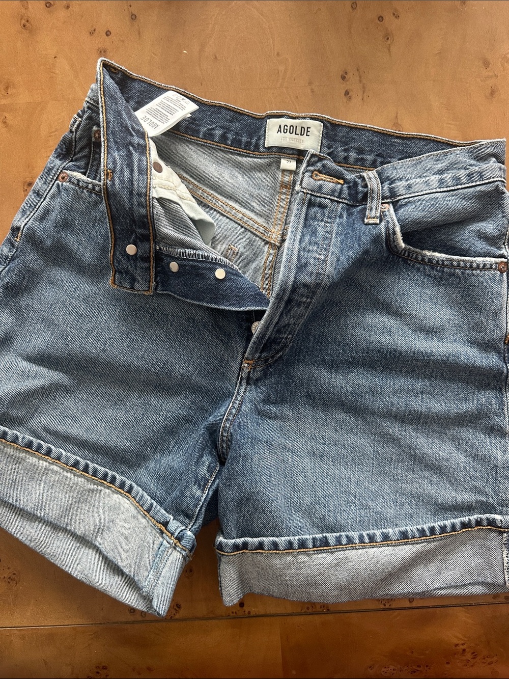 Agolde Medium Blue High-Rise Rolled Cuff Denim Shorts - Picture 5 of 5